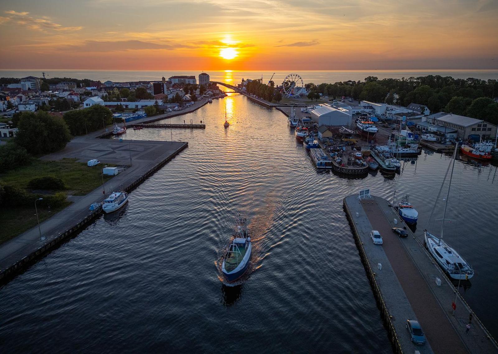 Apartamenty Gaja Darlowko Esterno foto