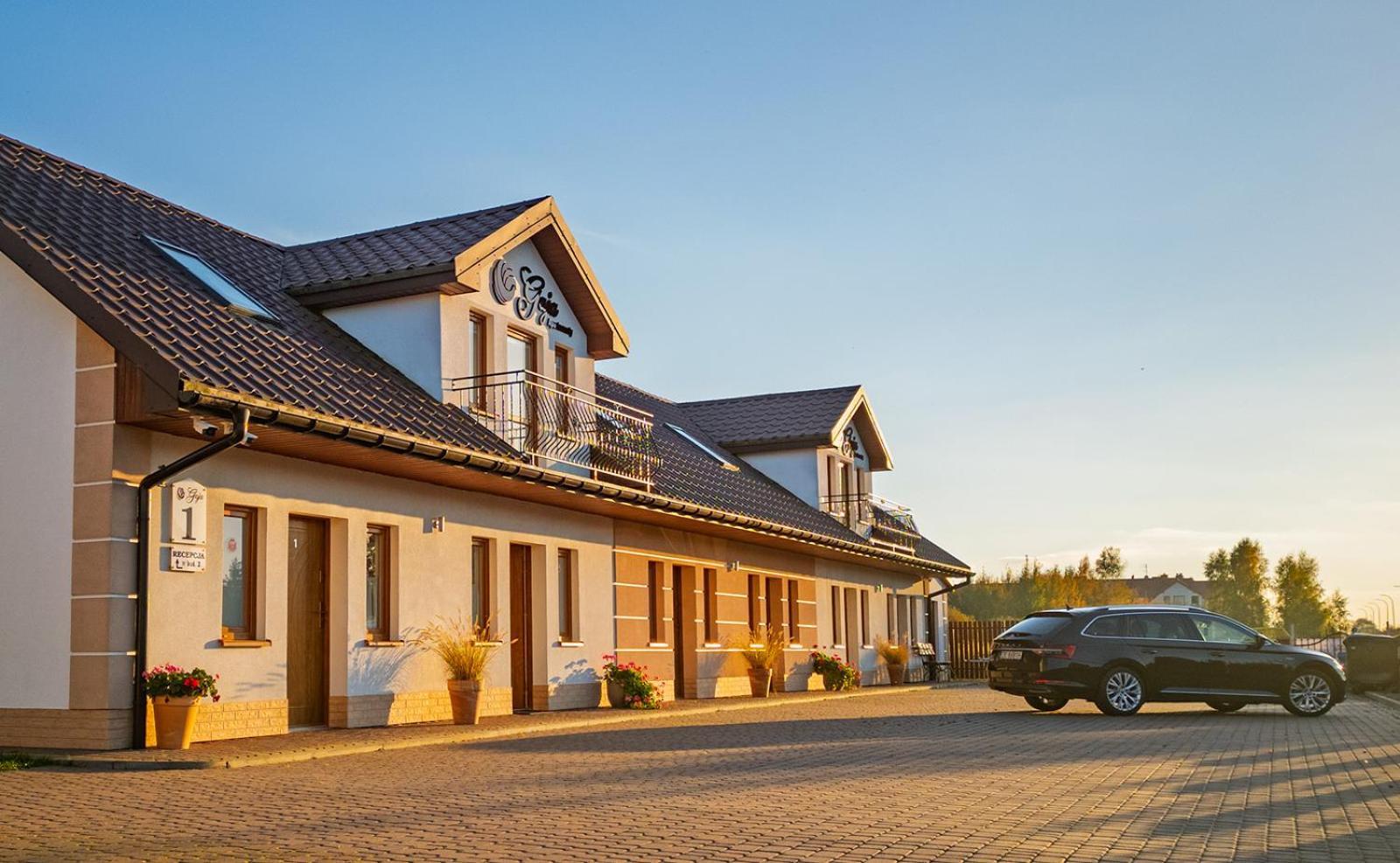 Apartamenty Gaja Darlowko Esterno foto